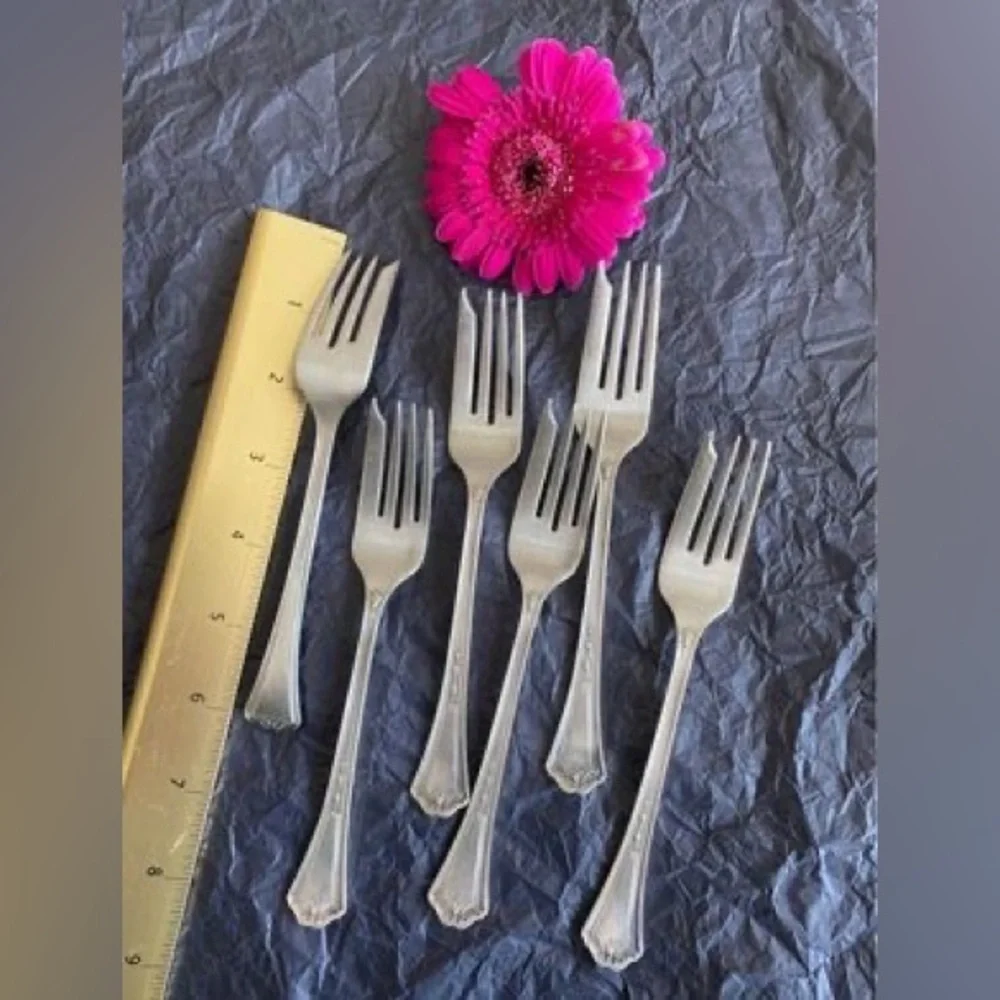 Silverware/ flatware VTG Albert Pick &Company Triple Set of 6